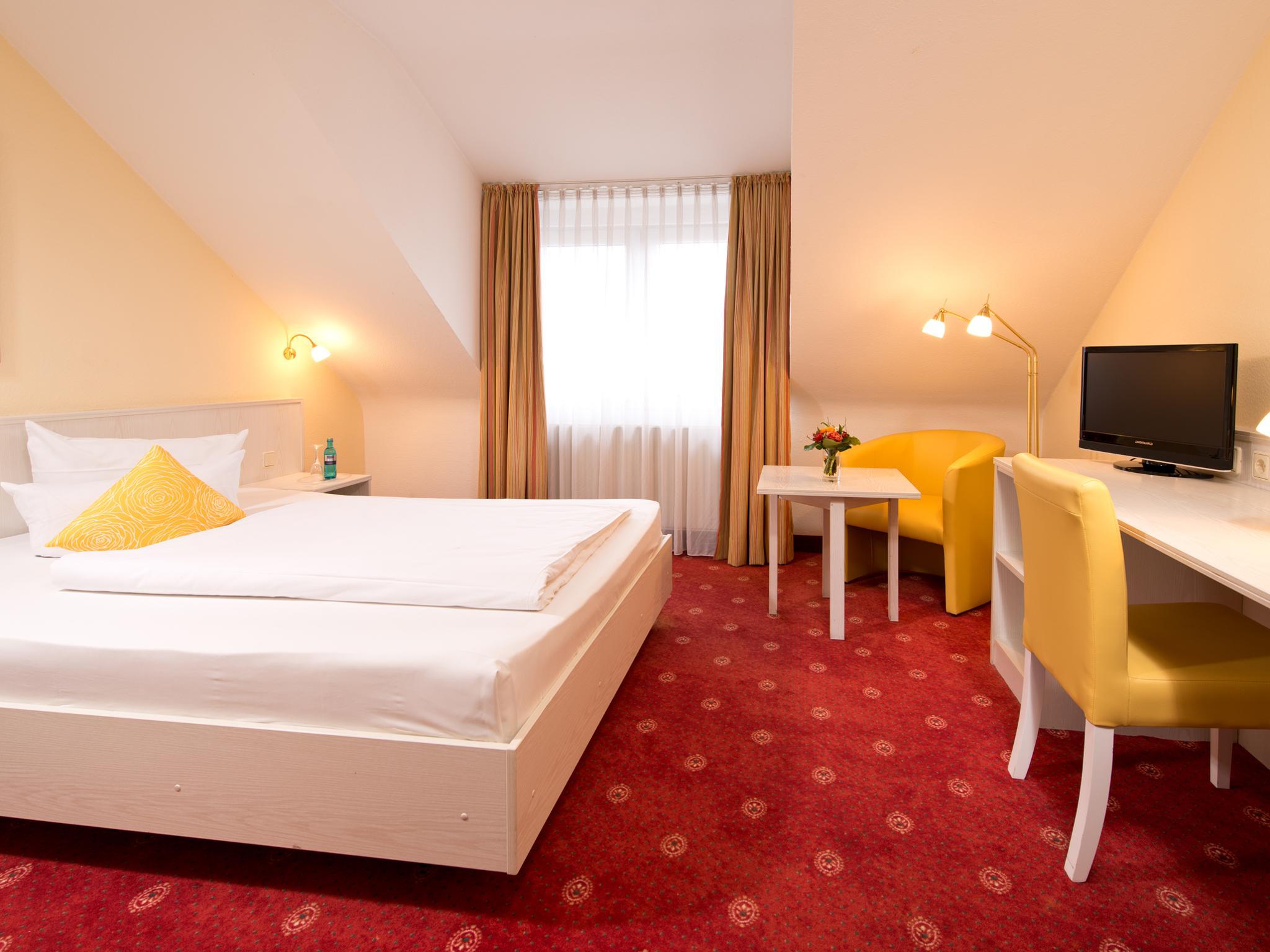 Achat Hotel Schwetzingen Heidelberg Экстерьер фото