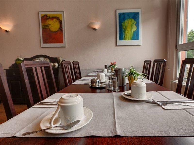 Achat Hotel Schwetzingen Heidelberg Экстерьер фото